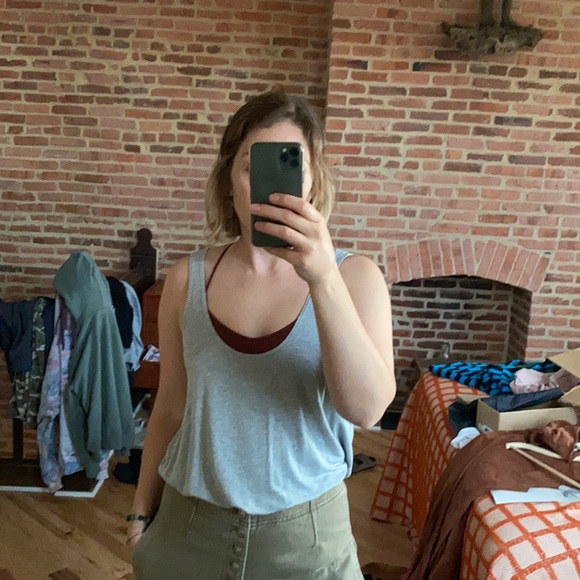 Flowy Tank Top - Picture 3 of 5